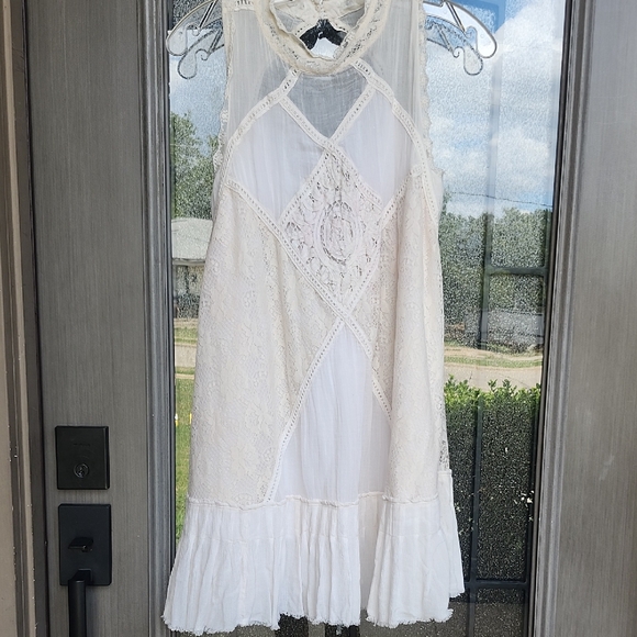 Free People Dresses & Skirts - Free People Lace Mini Dress